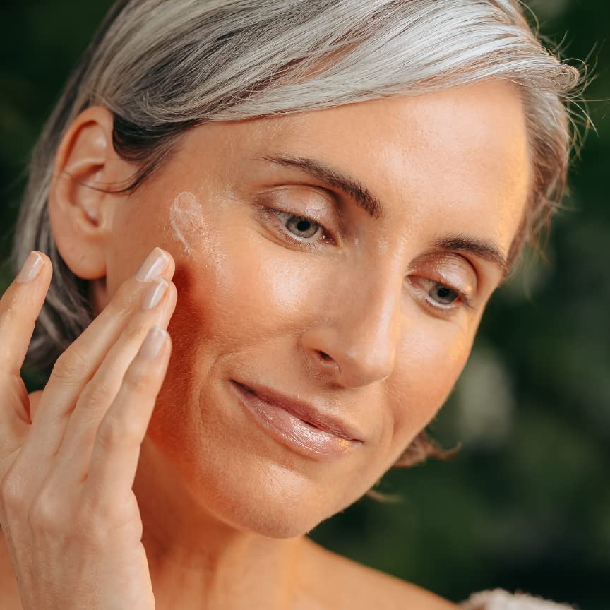 Tree of Life Hydrating Anti-Aging Moisturizing Complete Regimen, includes Face Cleanser (4 Fl Oz), Toner (4 Fl Oz), Serum (1 Fl Oz), Face and Body Cream (4 Oz) and Eye Cream (0.5 Fl Oz)