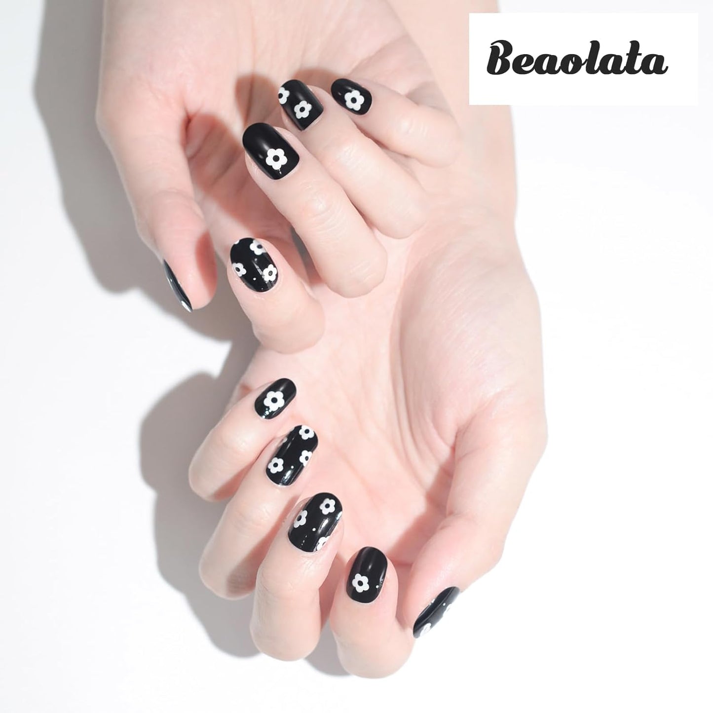 Nail Polish Strips, 32PCS Salon Quality Wraps, Long Lasting Gel Nail Stickers for Women Easy Apply& Remove (Night Black)