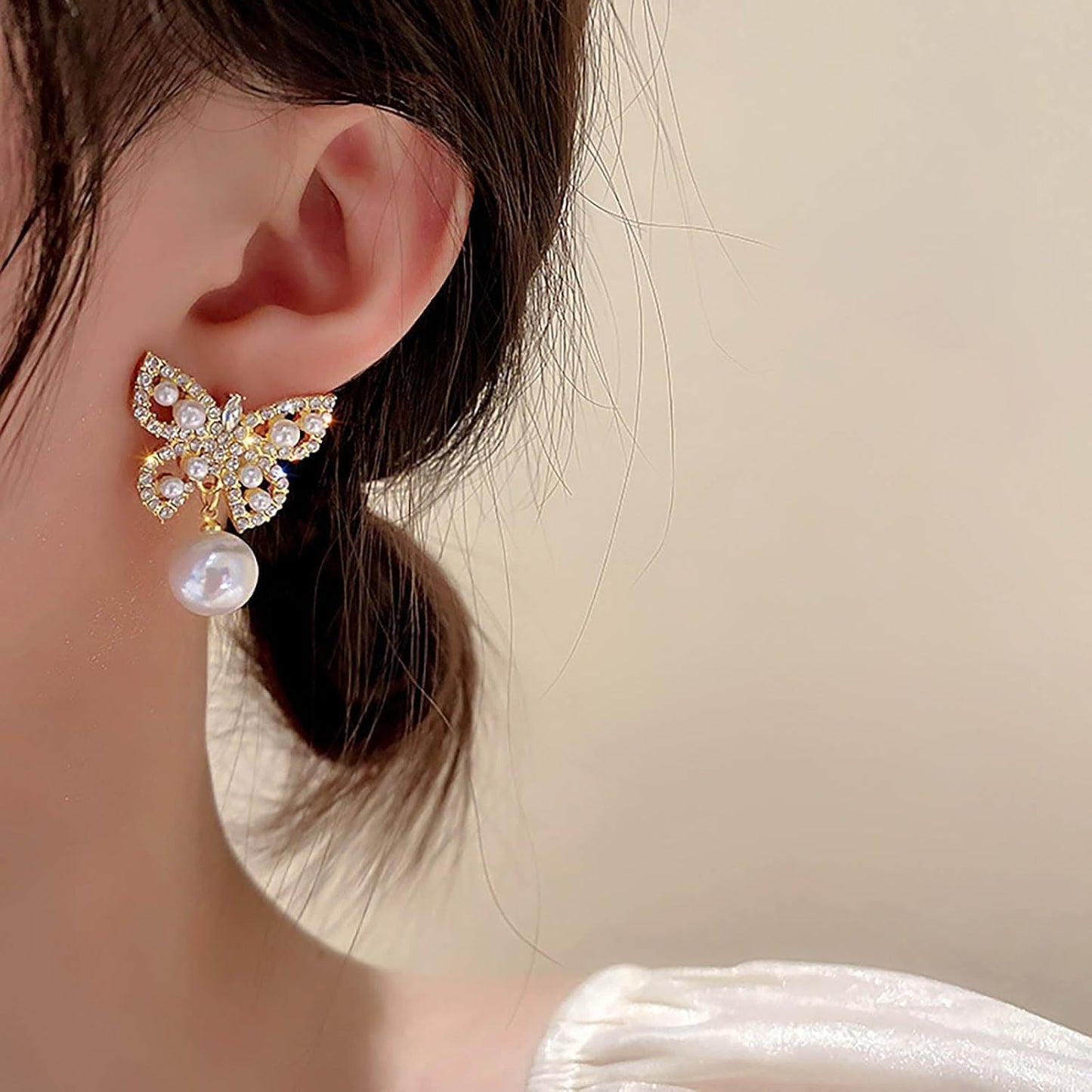 Vintage Crystal Pearl Butterfly Earrings Butterfly Pearl Drop Earrings Gold Rhinestone Butterfly Stud Earrings Cz Cluster Pearl Earrings Jewelry for Women