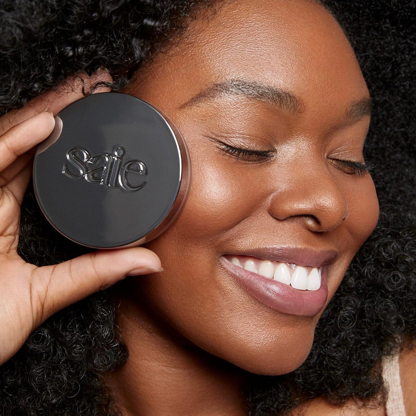 Saie Airset Radiant Loose Setting Powder - Weightless Translucent Powder to Set, Smooth + Diffuse - Formulated with Hydrating Squalane - Translucent Deep (0.14 oz)